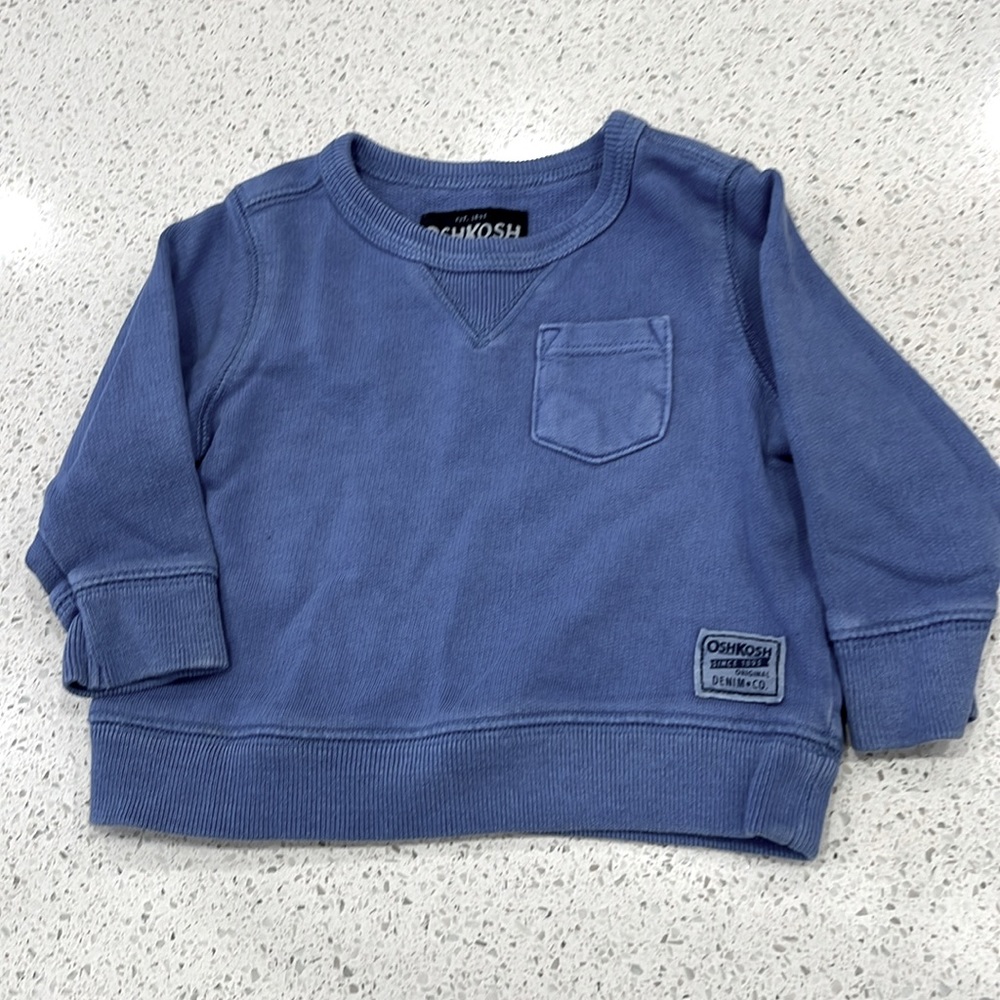 OshKosh B’gosh Crewneck sweatshirt infant size 6 months